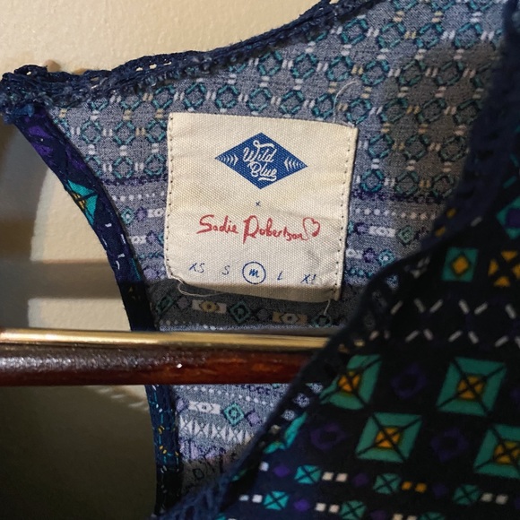 Wild Blue x Sadie Robertson Dress Blue Geometric Stripe Peasant Boho Size M - Picture 7 of 7